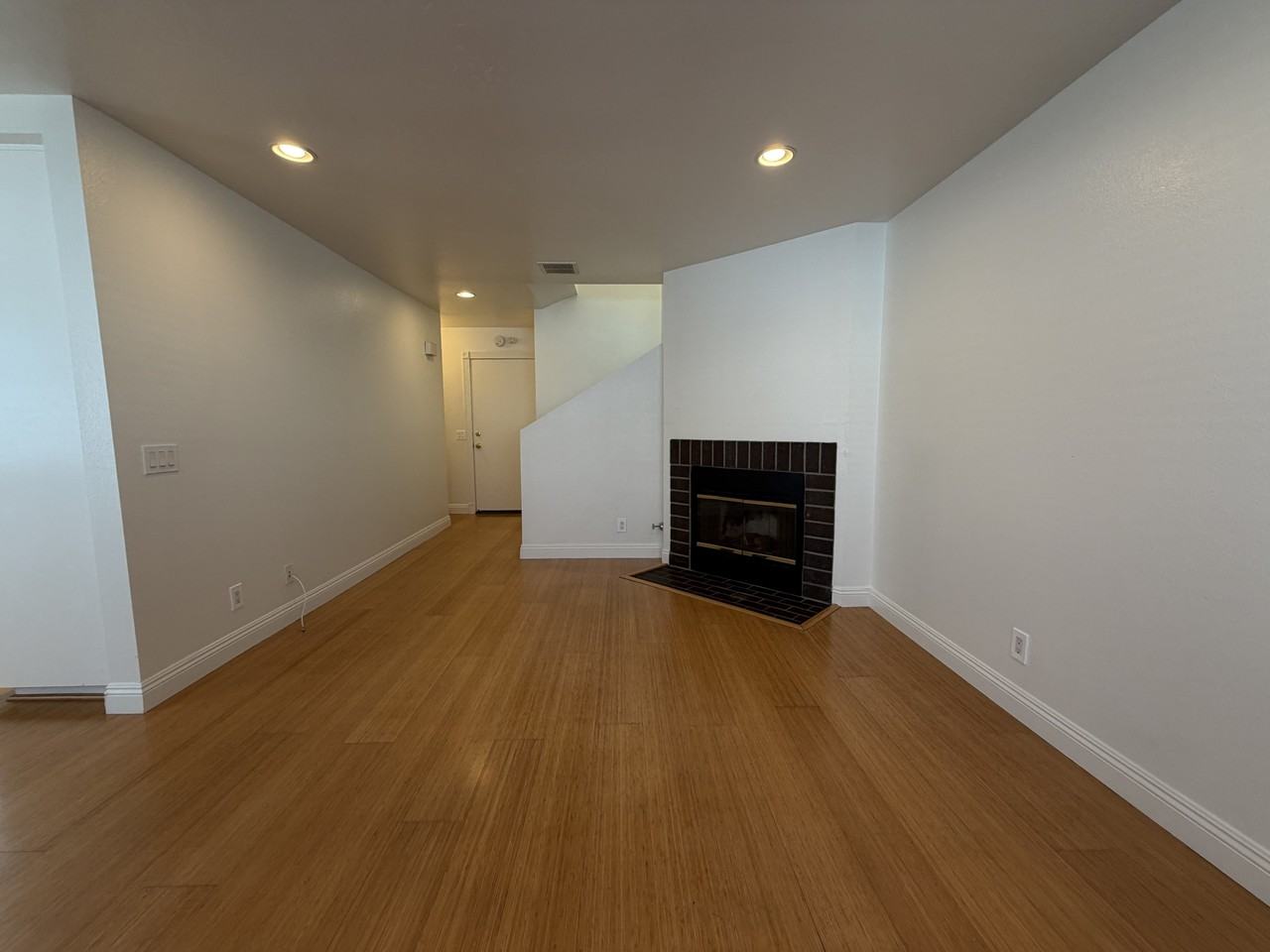 11943 Ottawa Pl #1 - Photo 3 of 24
