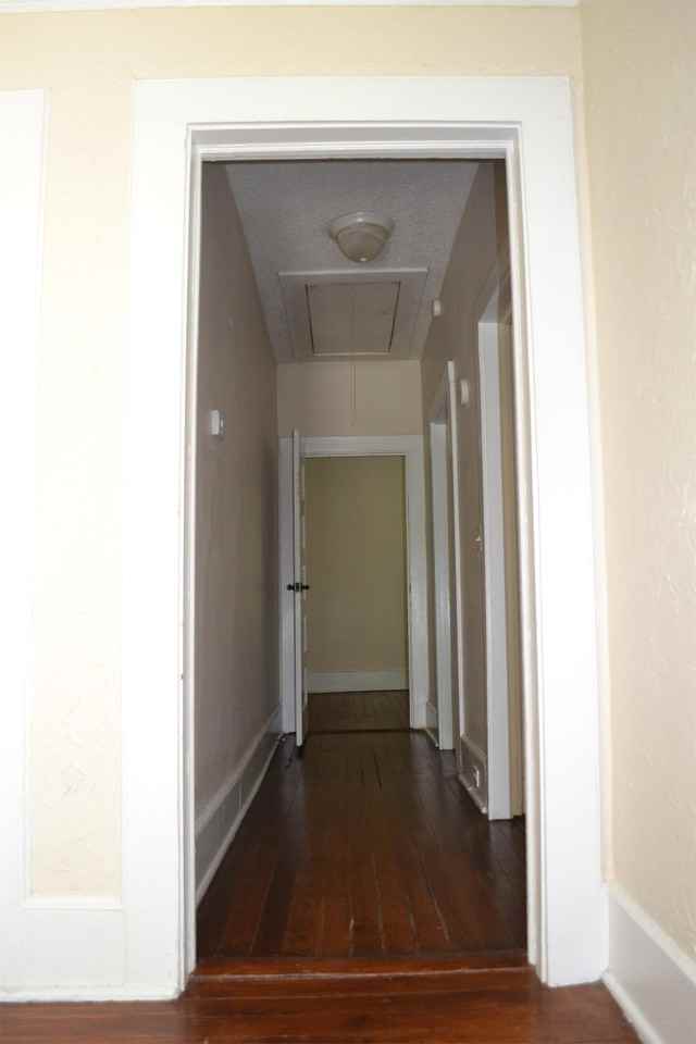 829 Meadow St - Photo 3 of 12