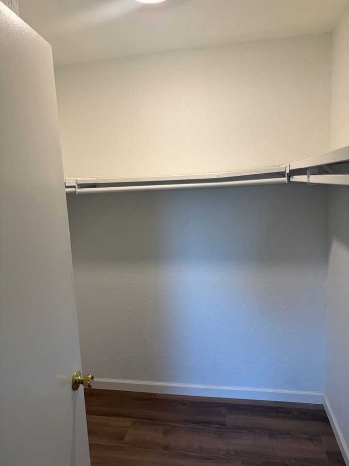 2080 W La Loma Drive - Photo 6 of 17