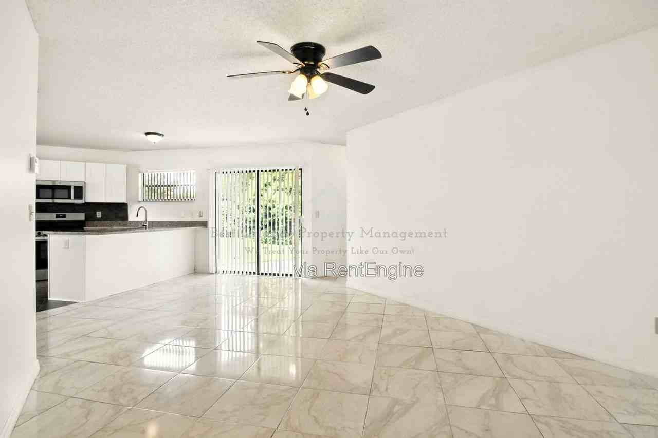 4523 Hidden Oak Ct #1 - Photo 4 of 27