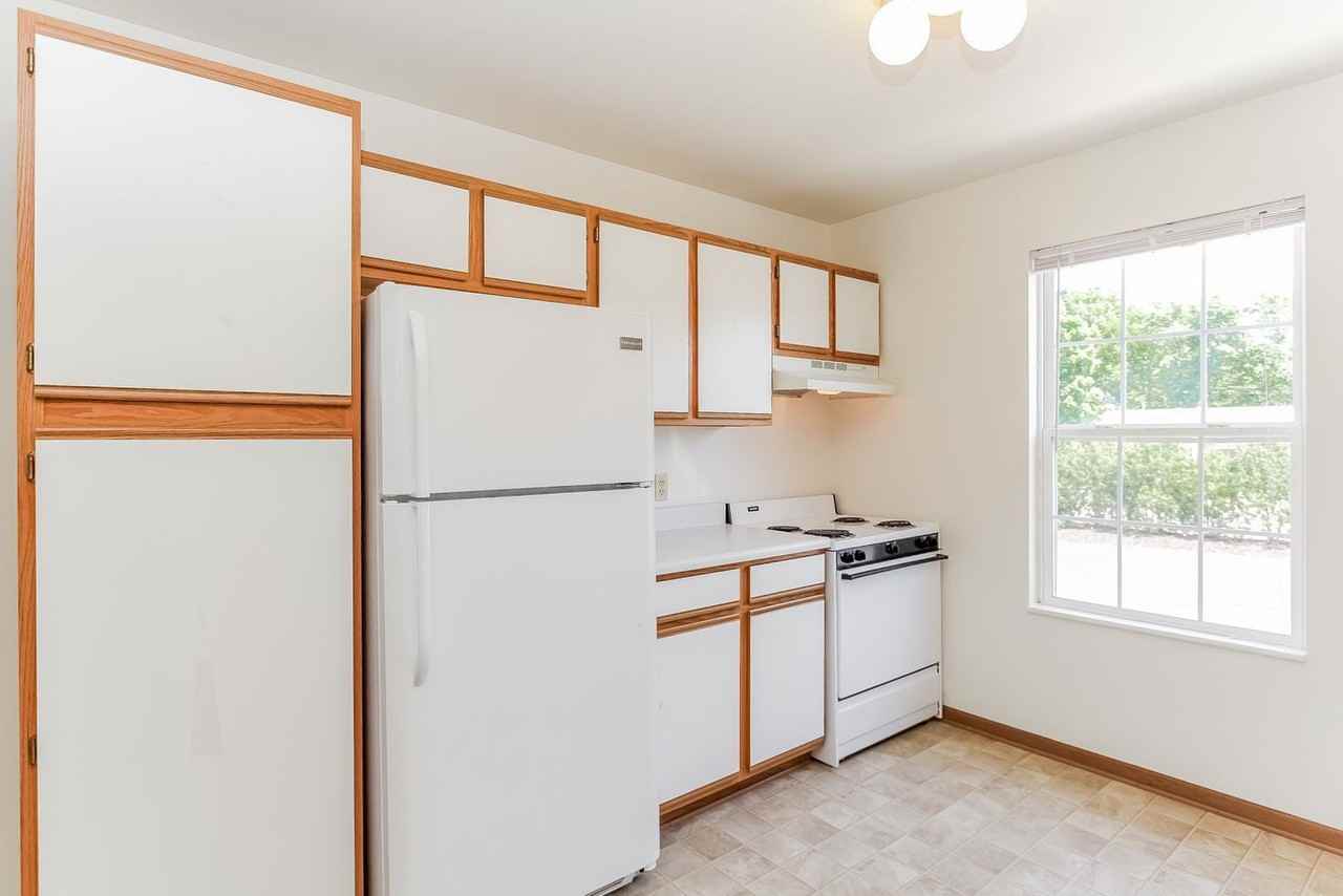 4477 Lake Michigan Dr #H1 - Photo 5 of 19