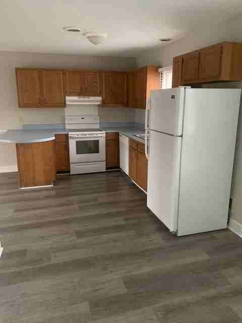 615 Main St #11 - Photo 5 of 15