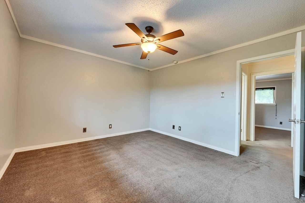 2122 Hancock Dr #120 - Photo 5 of 45
