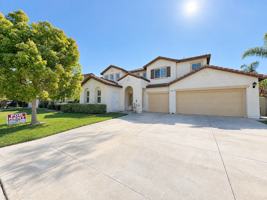 featured image of 5875 Larry Dean St