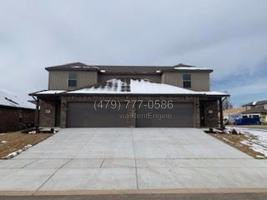 featured image of 403 Red Robin St