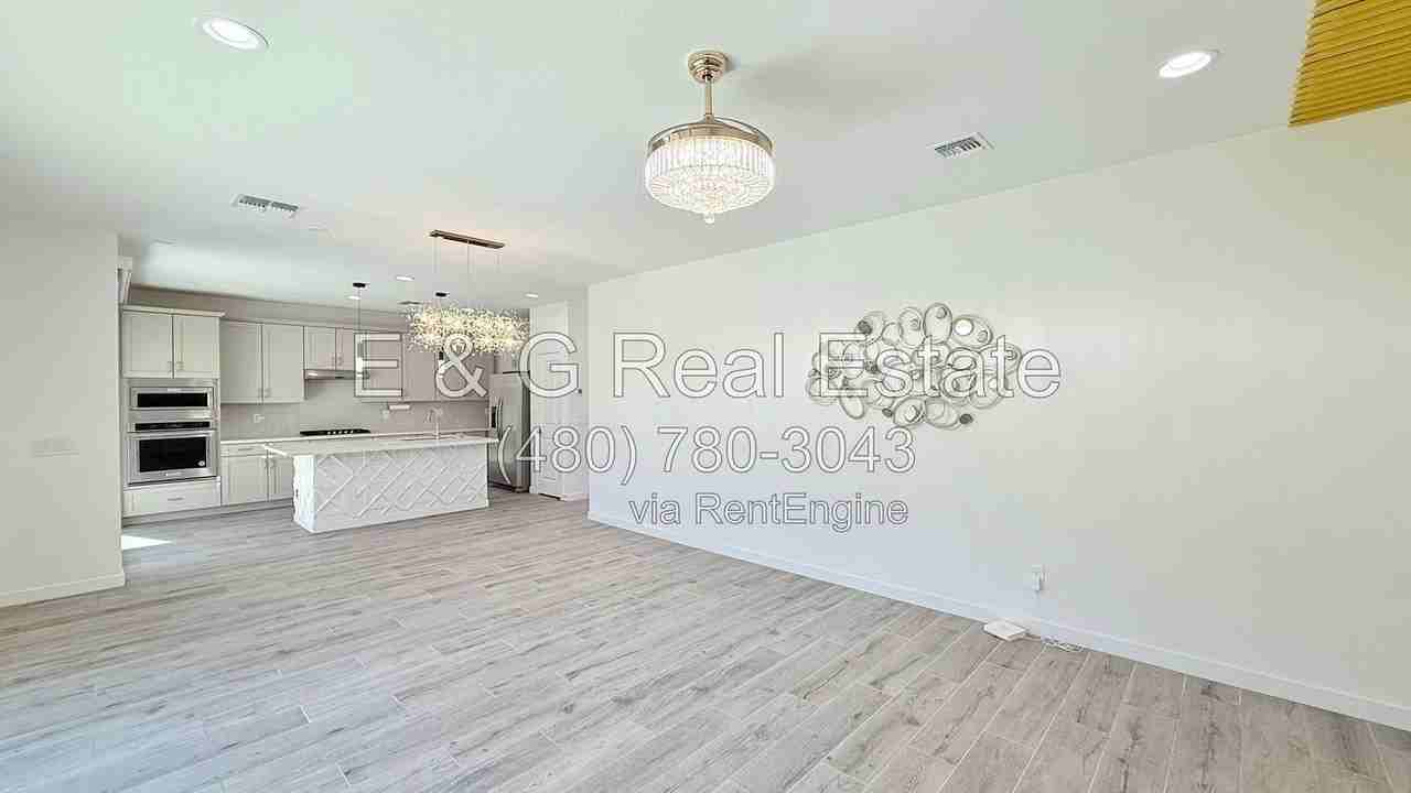 1419 E Town And Country Ln - Photo 5 of 42