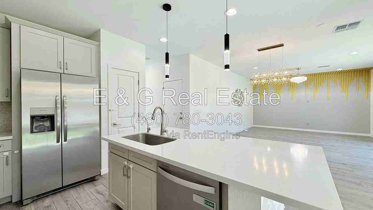 1419 E Town And Country Ln - Photo 7 of 42