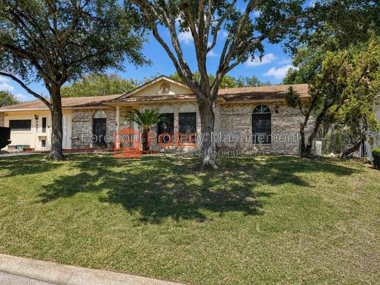 7845 Village Oak Dr - Photo 3 of 50