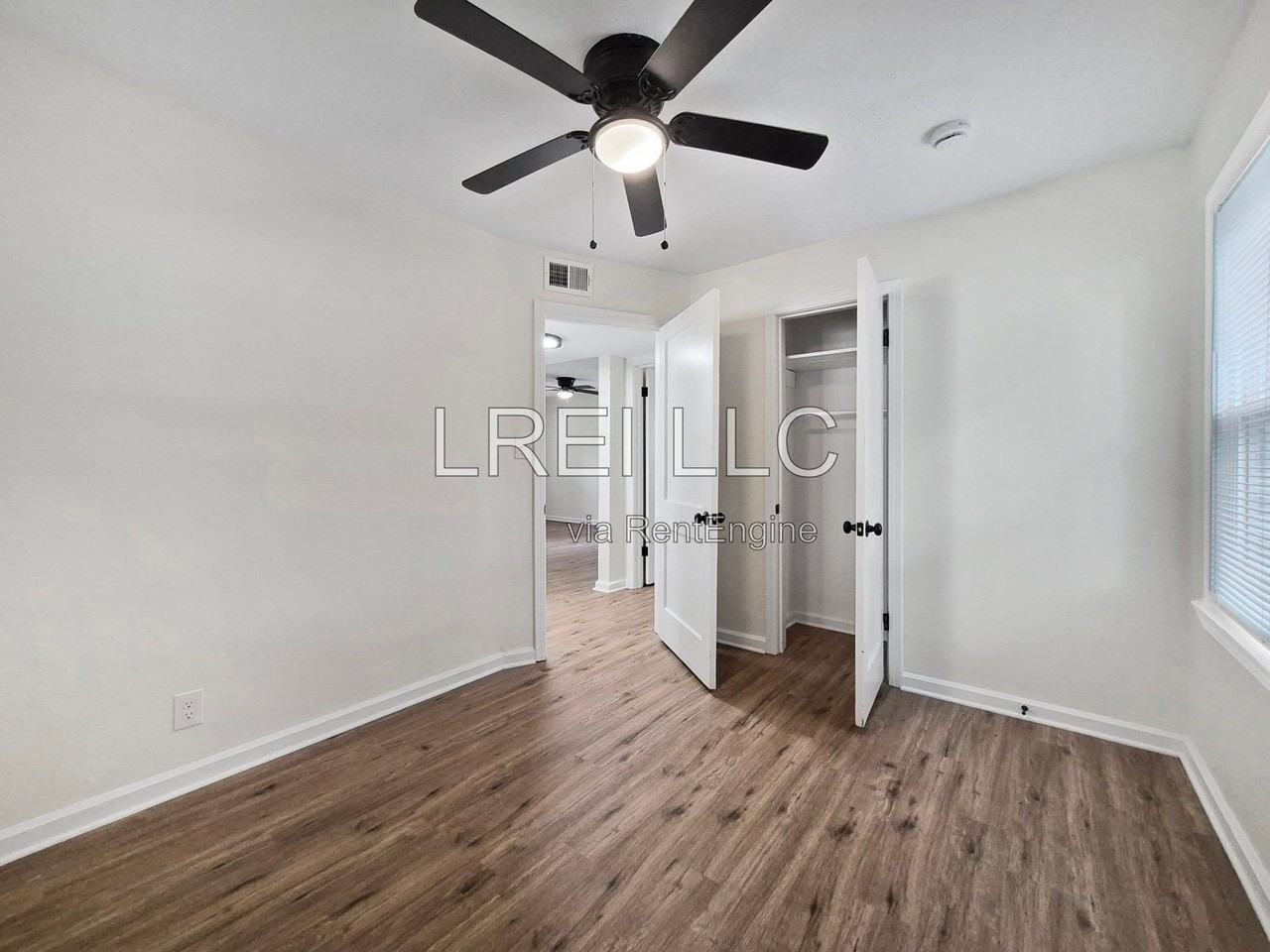 1625 Clara Ave - Photo 5 of 12
