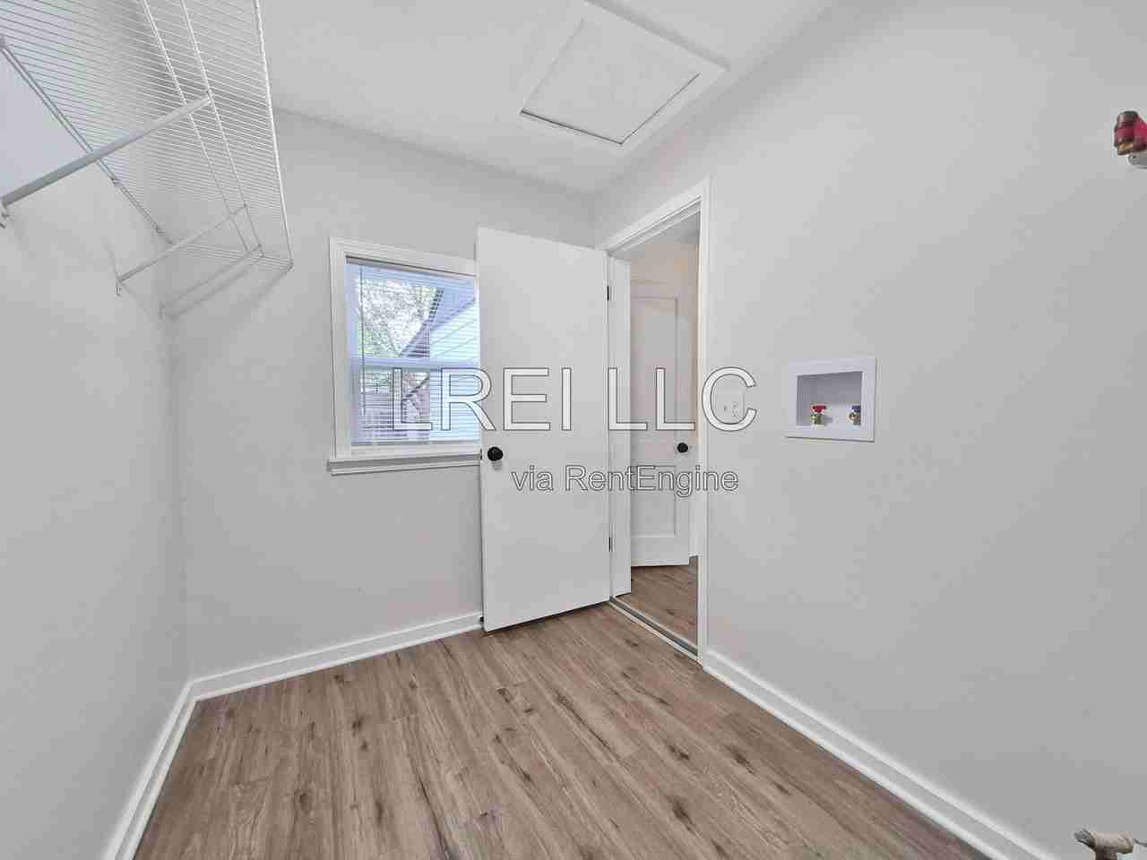 1625 Clara Ave - Photo 7 of 12