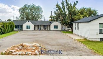featured image of 136 E Main St #5