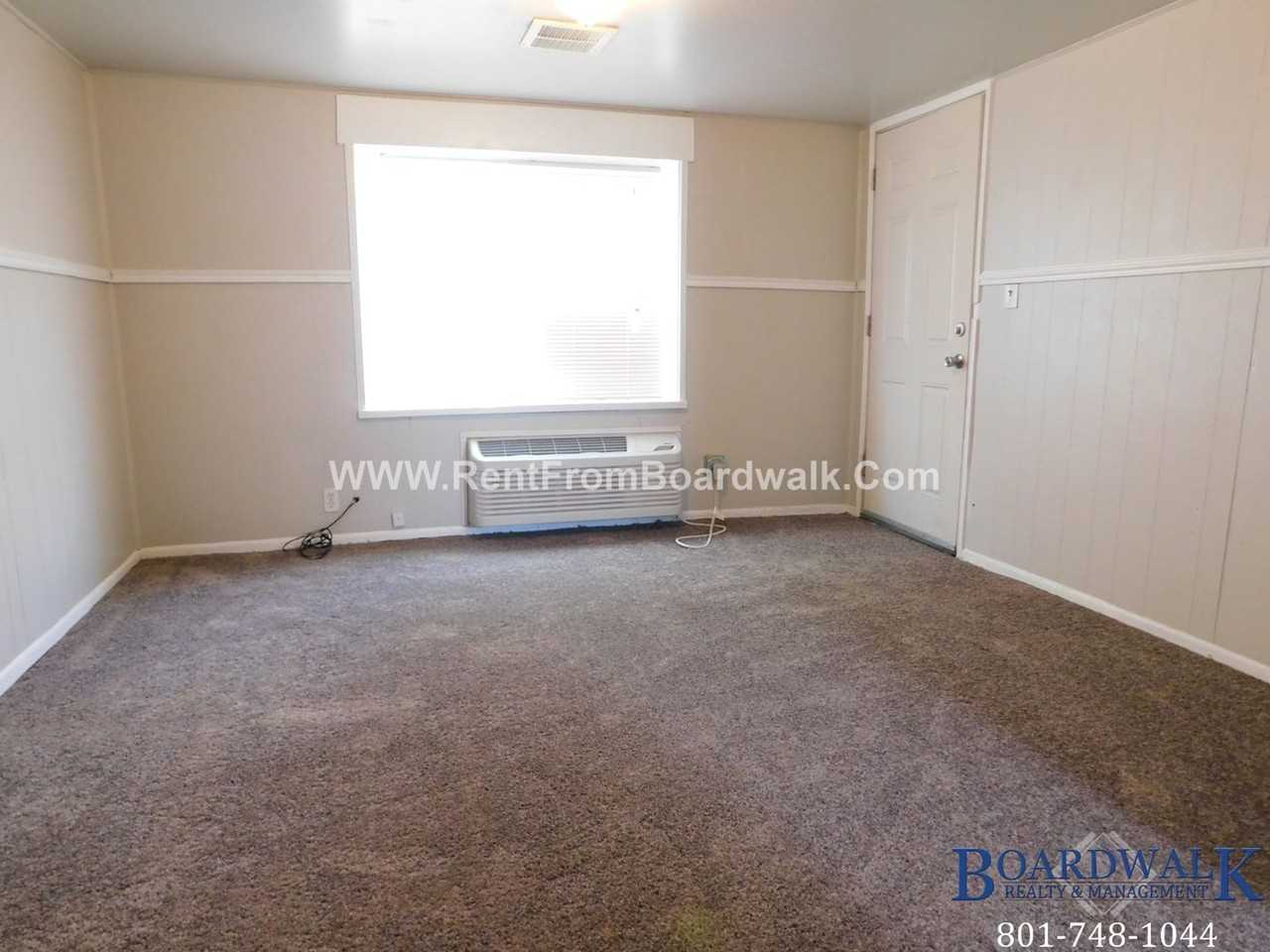 136 E Main St #5 - Photo 4 of 15