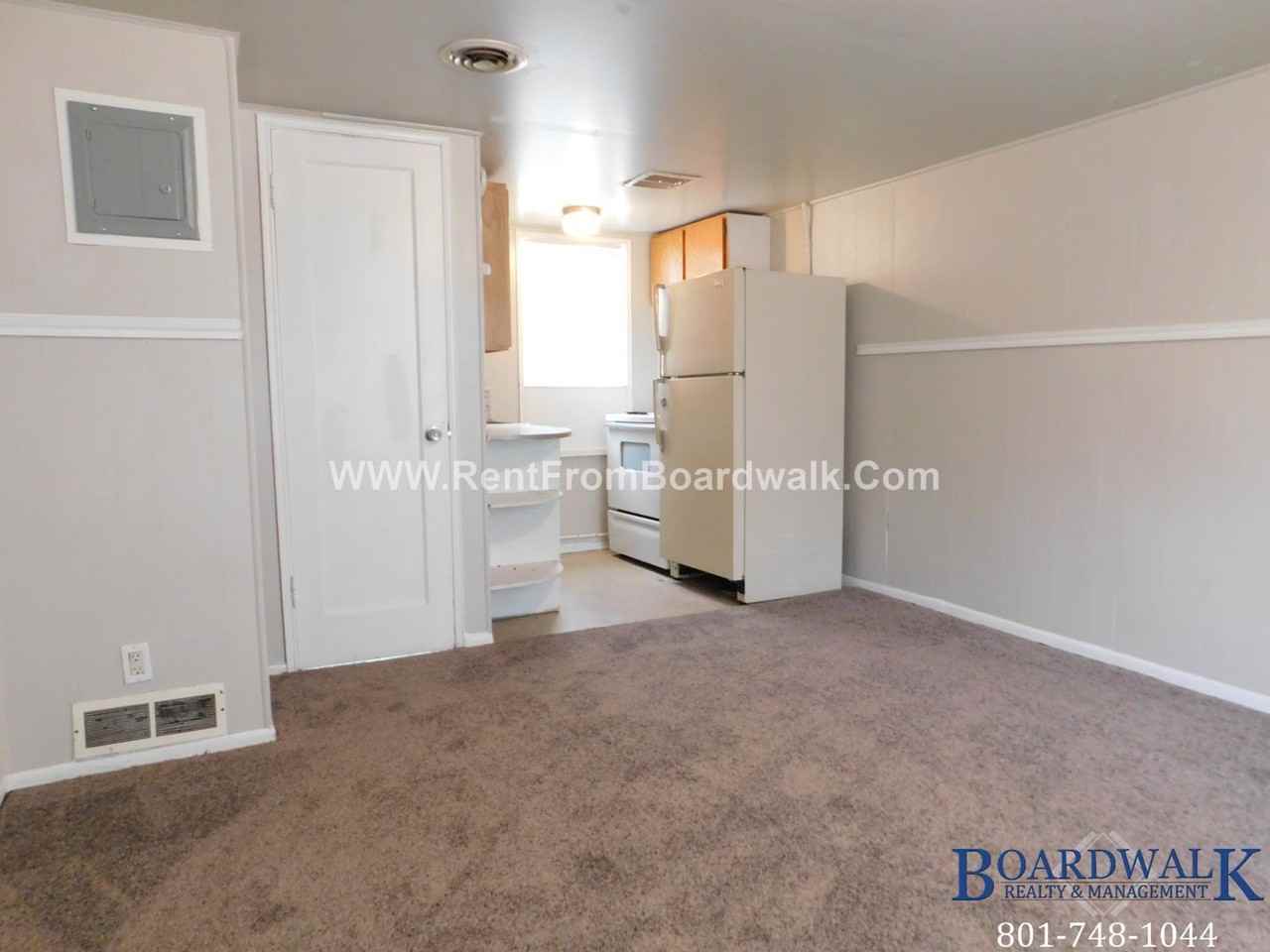 136 E Main St #5 - Photo 7 of 15