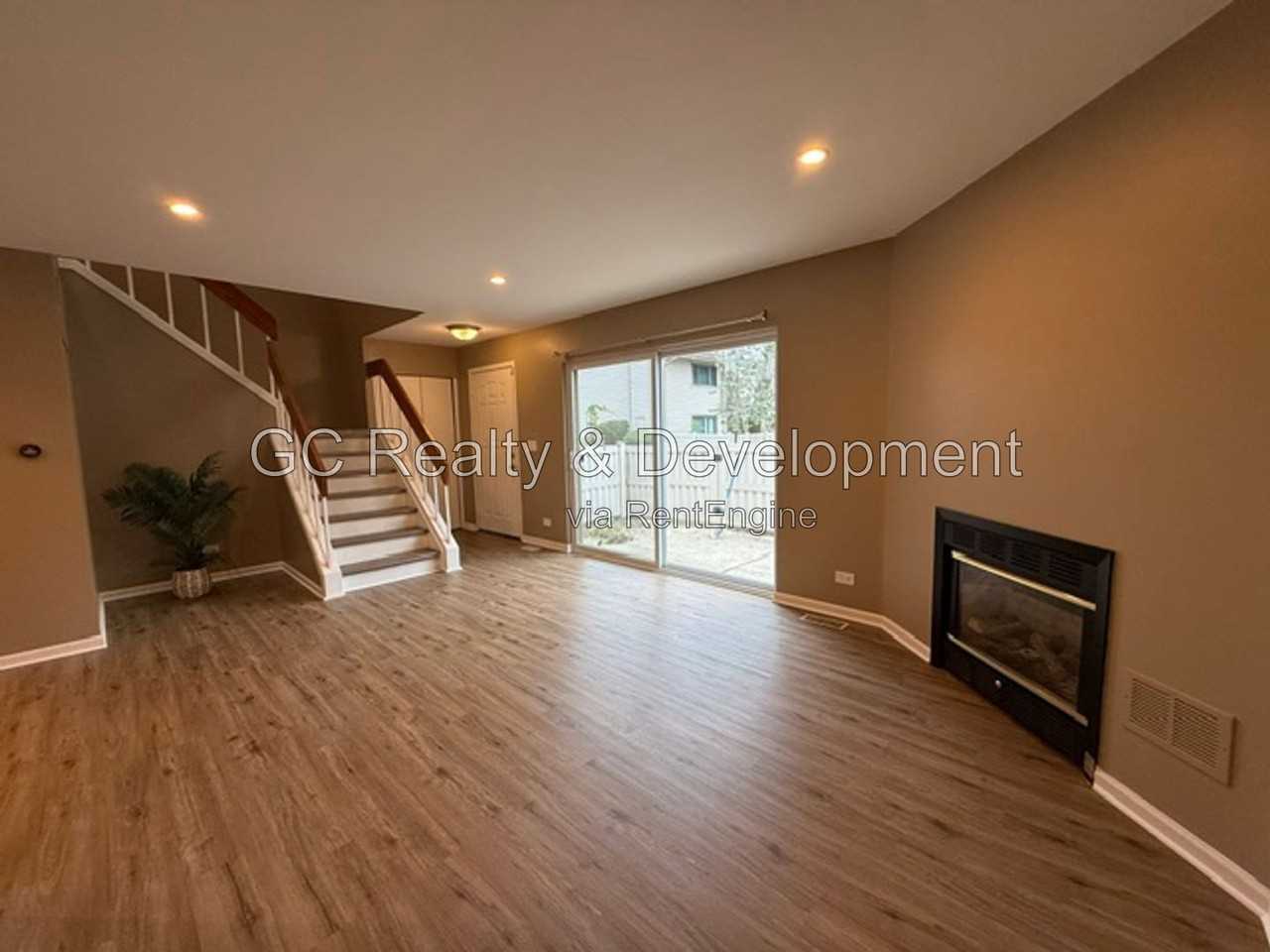 527 Verde Dr - Photo 4 of 20