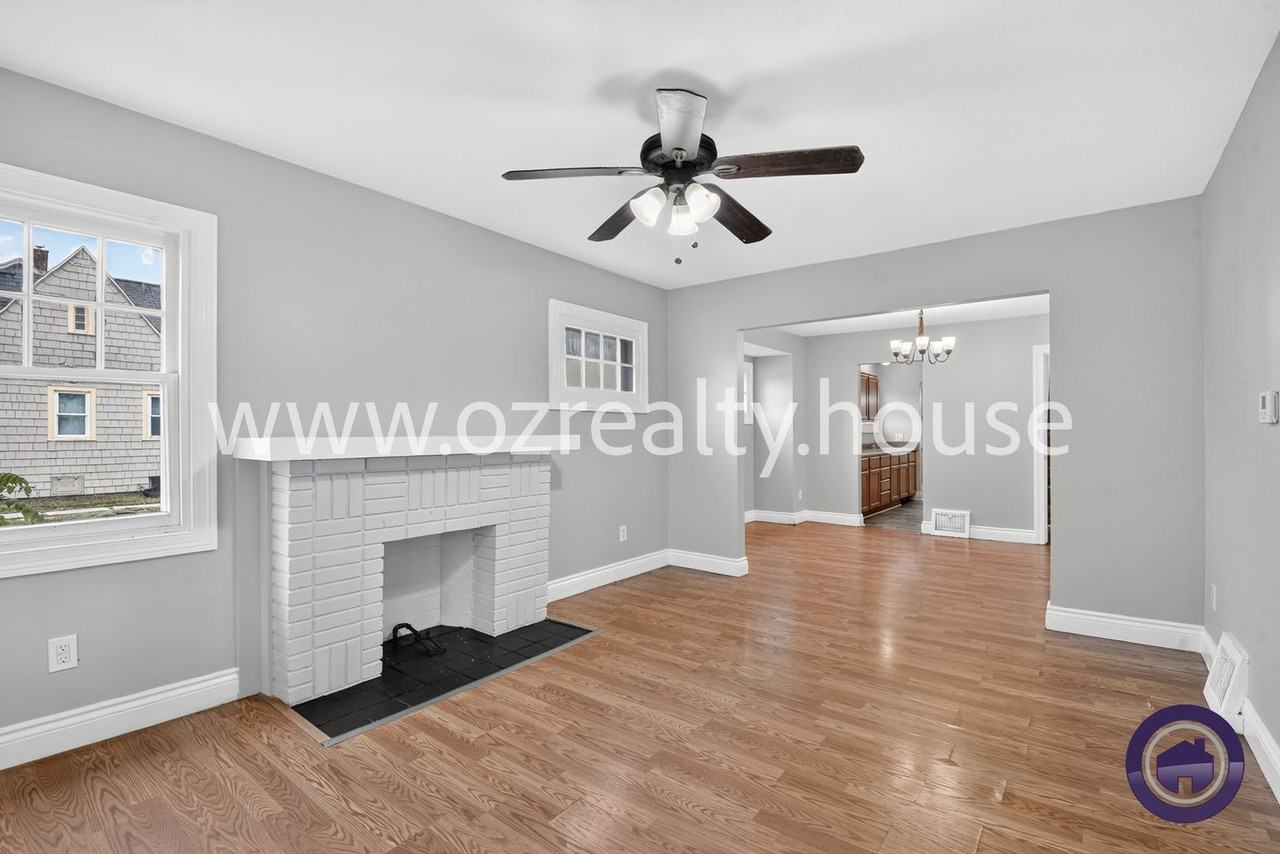 3716 Jackman Rd - Photo 4 of 20