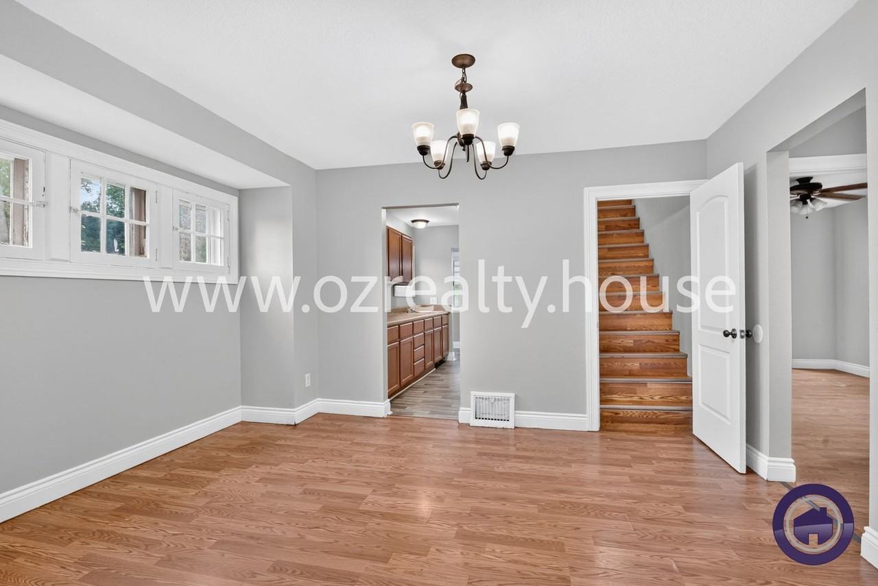 3716 Jackman Rd - Photo 5 of 20