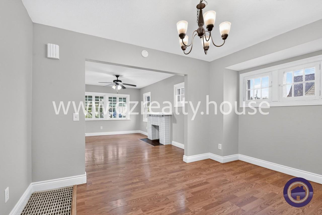 3716 Jackman Rd - Photo 6 of 20