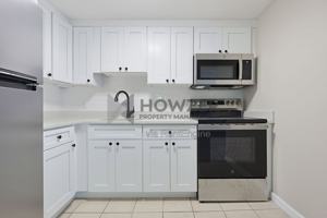 featured image of 1019 Main St #E
