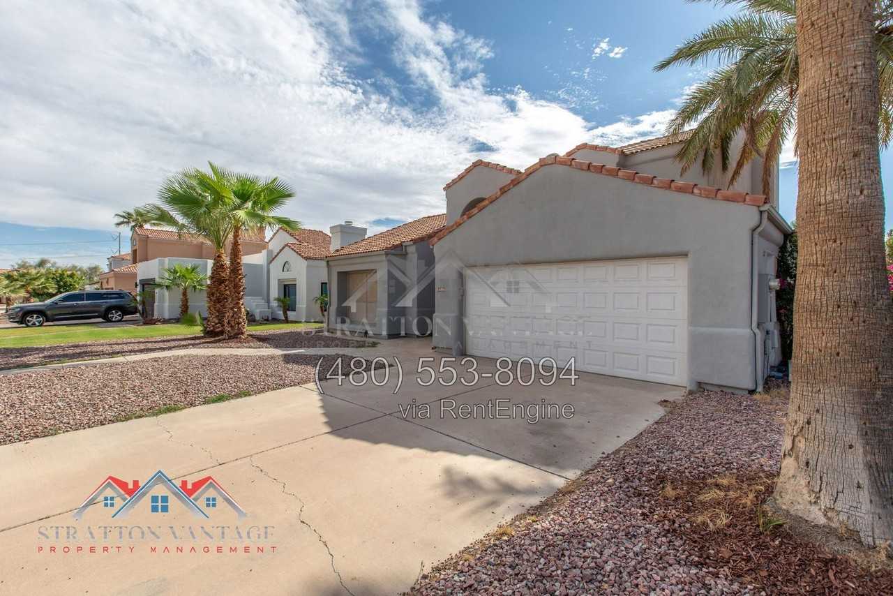 16806 S 37th Way - Photo 2 of 50