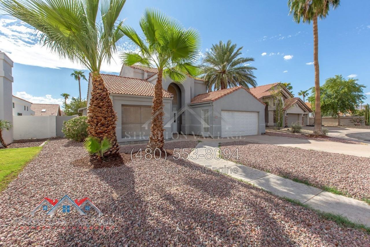 16806 S 37th Way - Photo 3 of 50