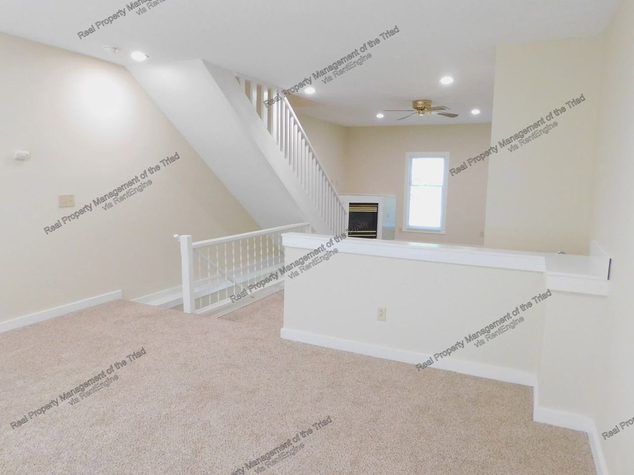 1447 King Charles Dr - Photo 7 of 17