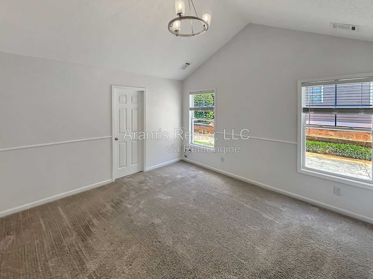 3755 Pine Village Pl - Photo 3 of 16