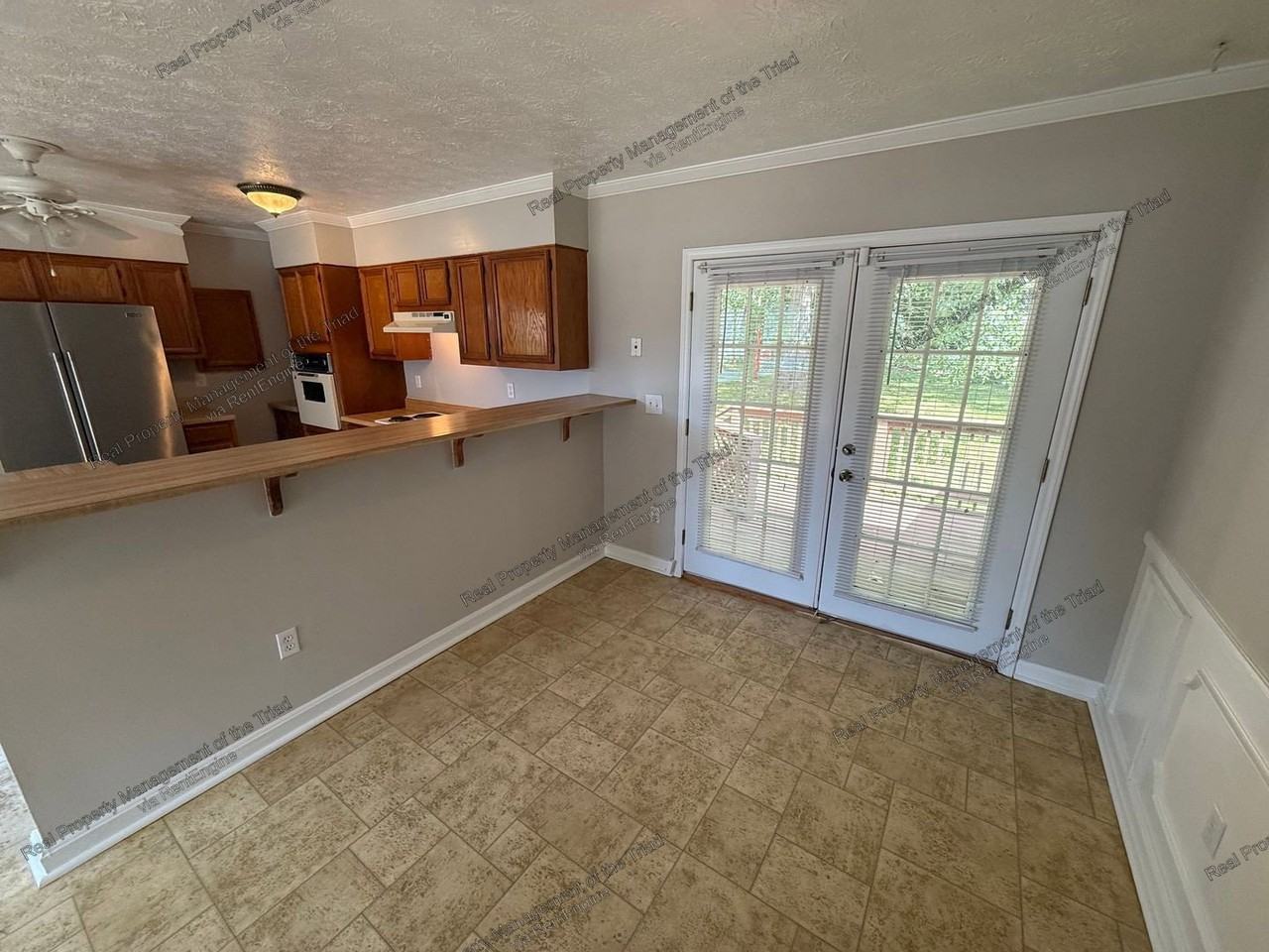 4112 Elmyra Dr - Photo 6 of 16