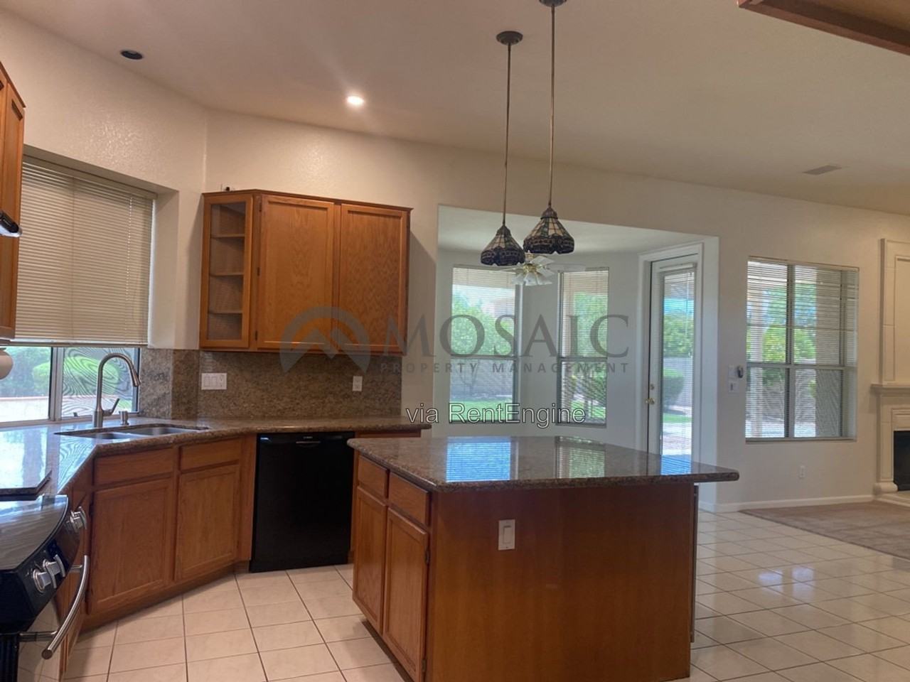5561 W Park Ave - Photo 5 of 31