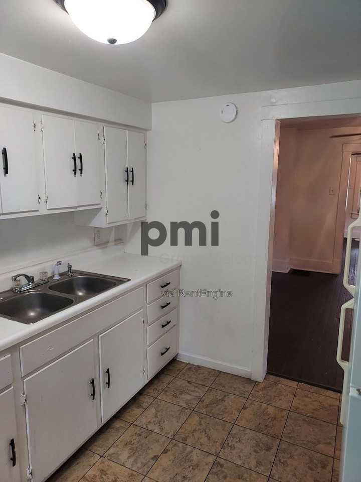 1154 E Harrison Ave - Photo 3 of 29