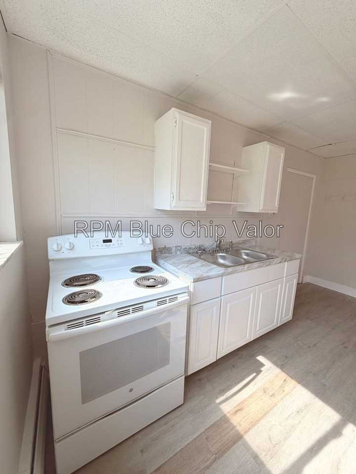9481 Reading Rd #1 - Photo 2 of 8