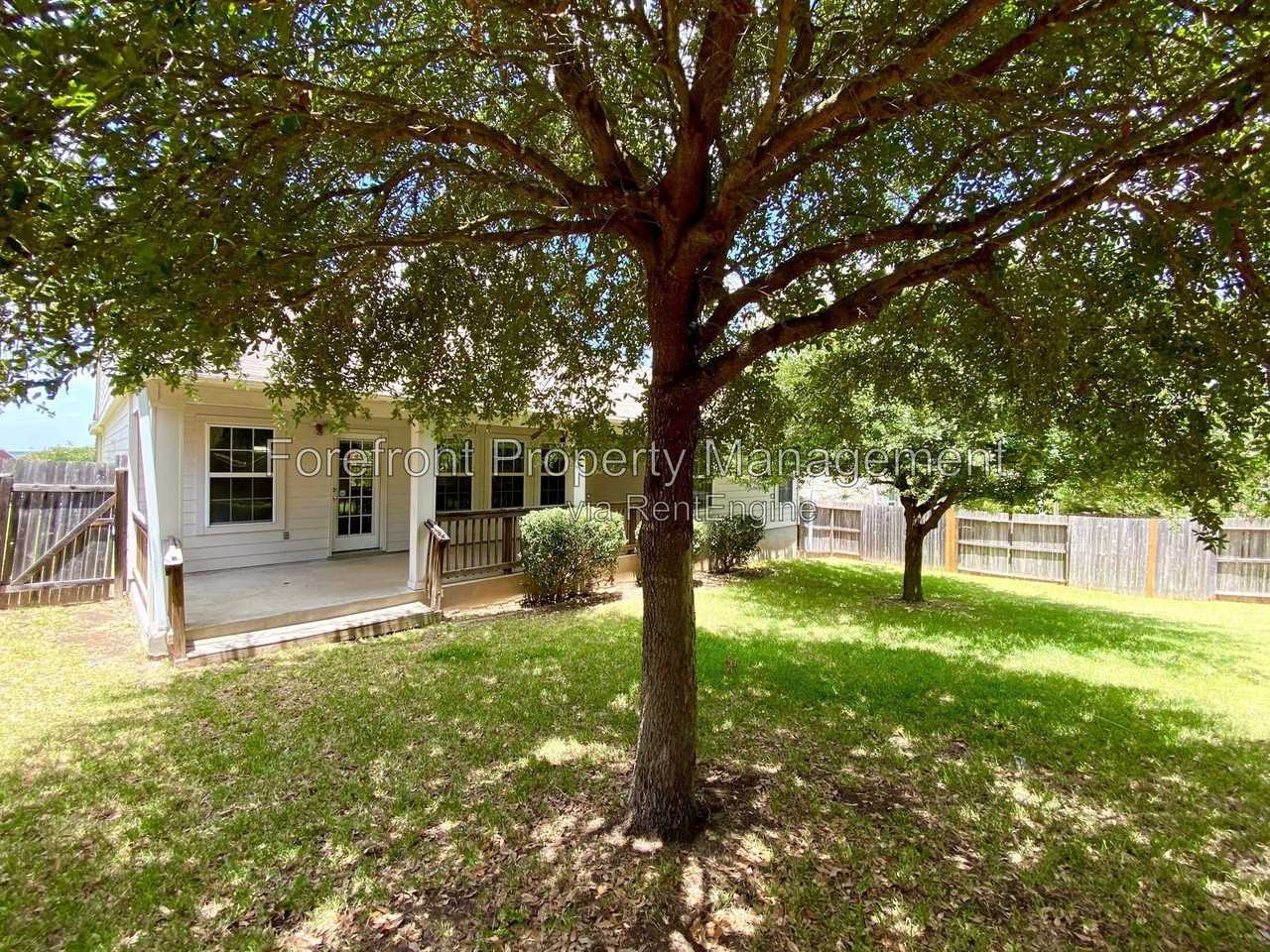 13904 Belgravia Frst - Photo 5 of 46