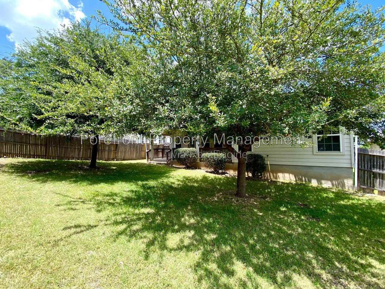 13904 Belgravia Frst - Photo 6 of 46