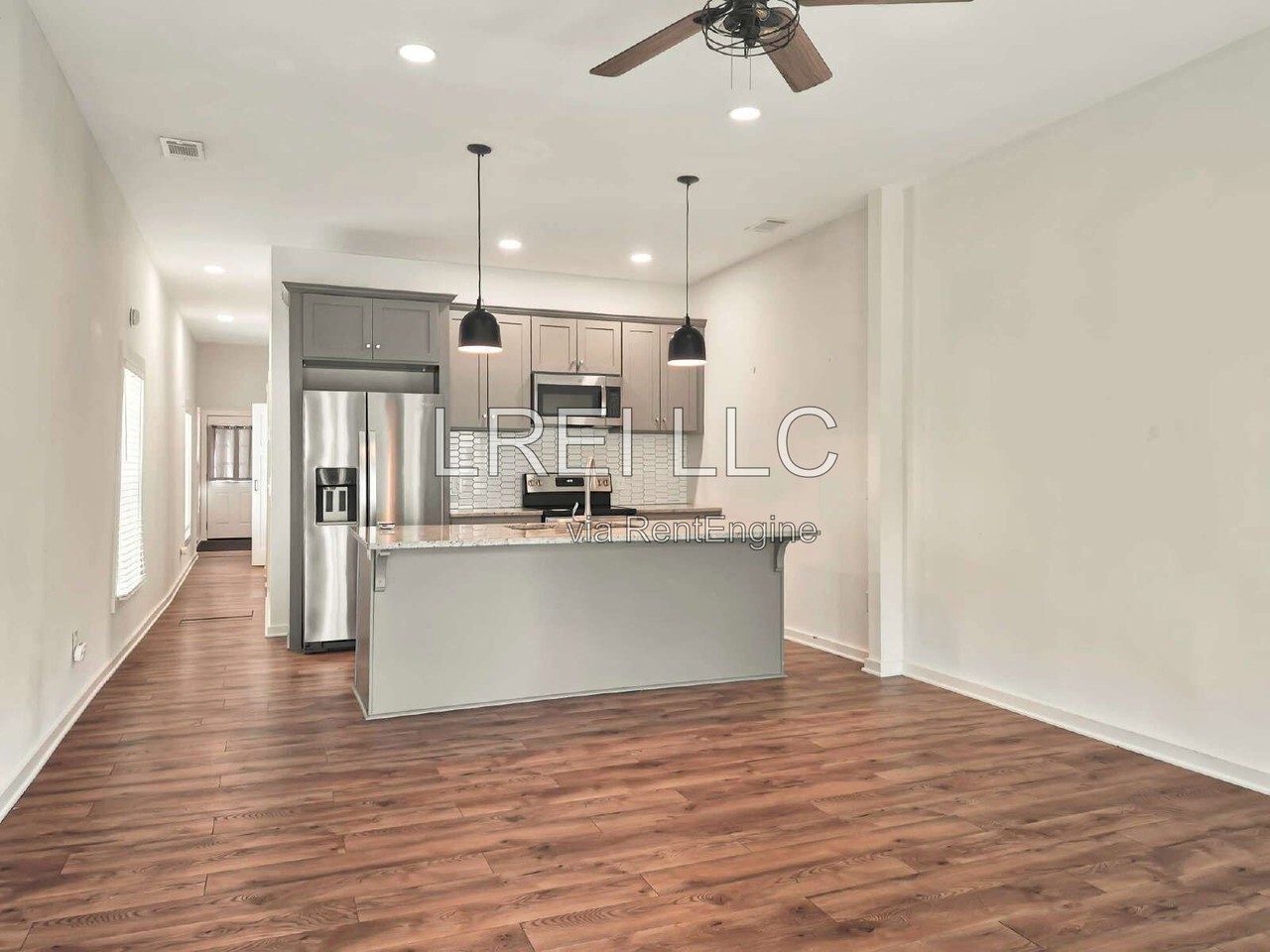 510 Wainwright Ave - Photo 2 of 13