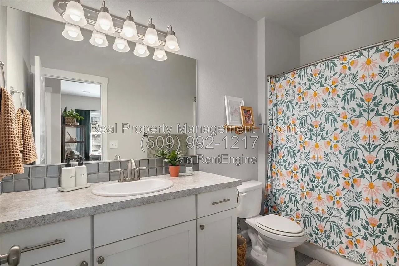 6923 W 33rd Pl - Photo 7 of 27