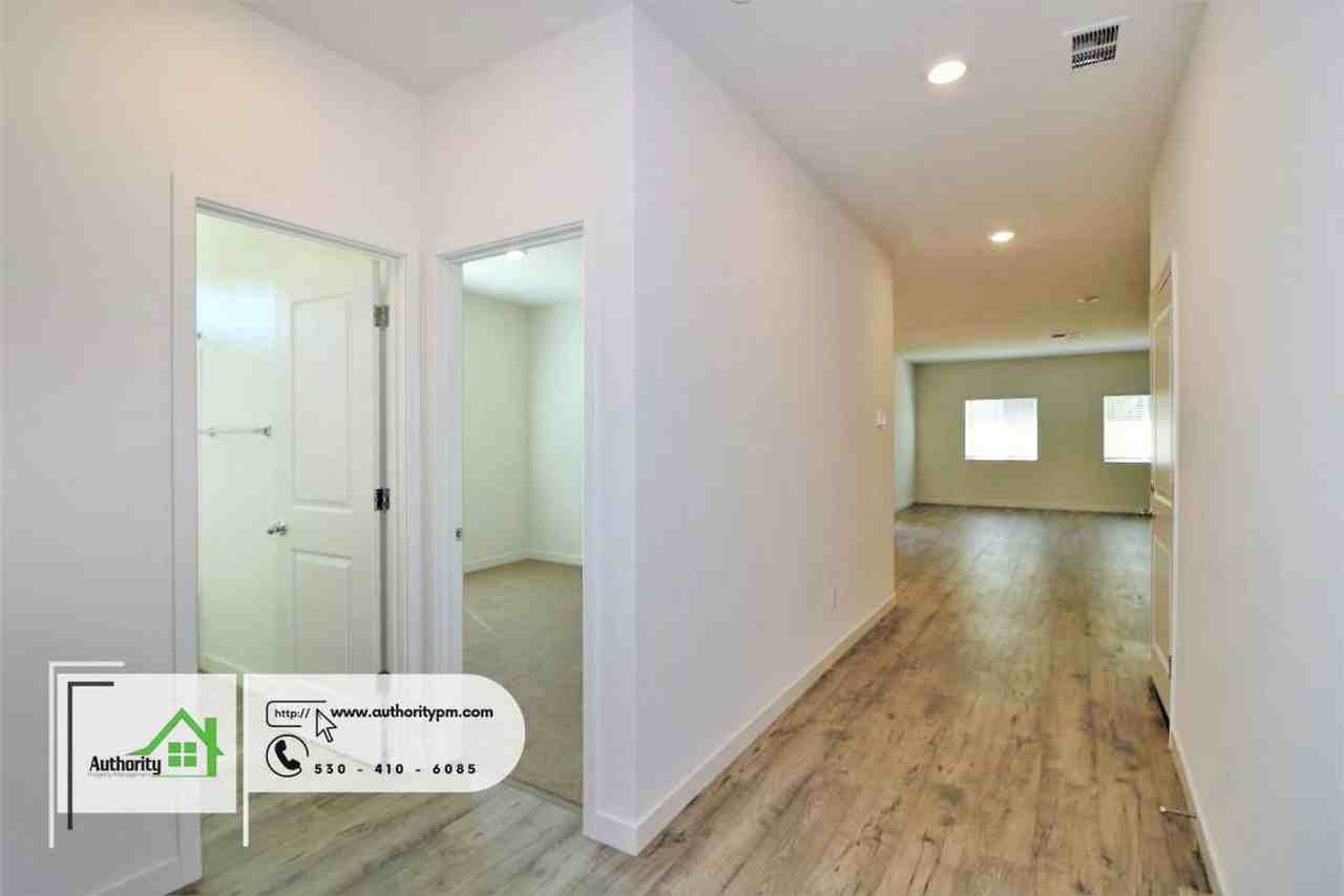 3643 Ginny Ct - Photo 4 of 19