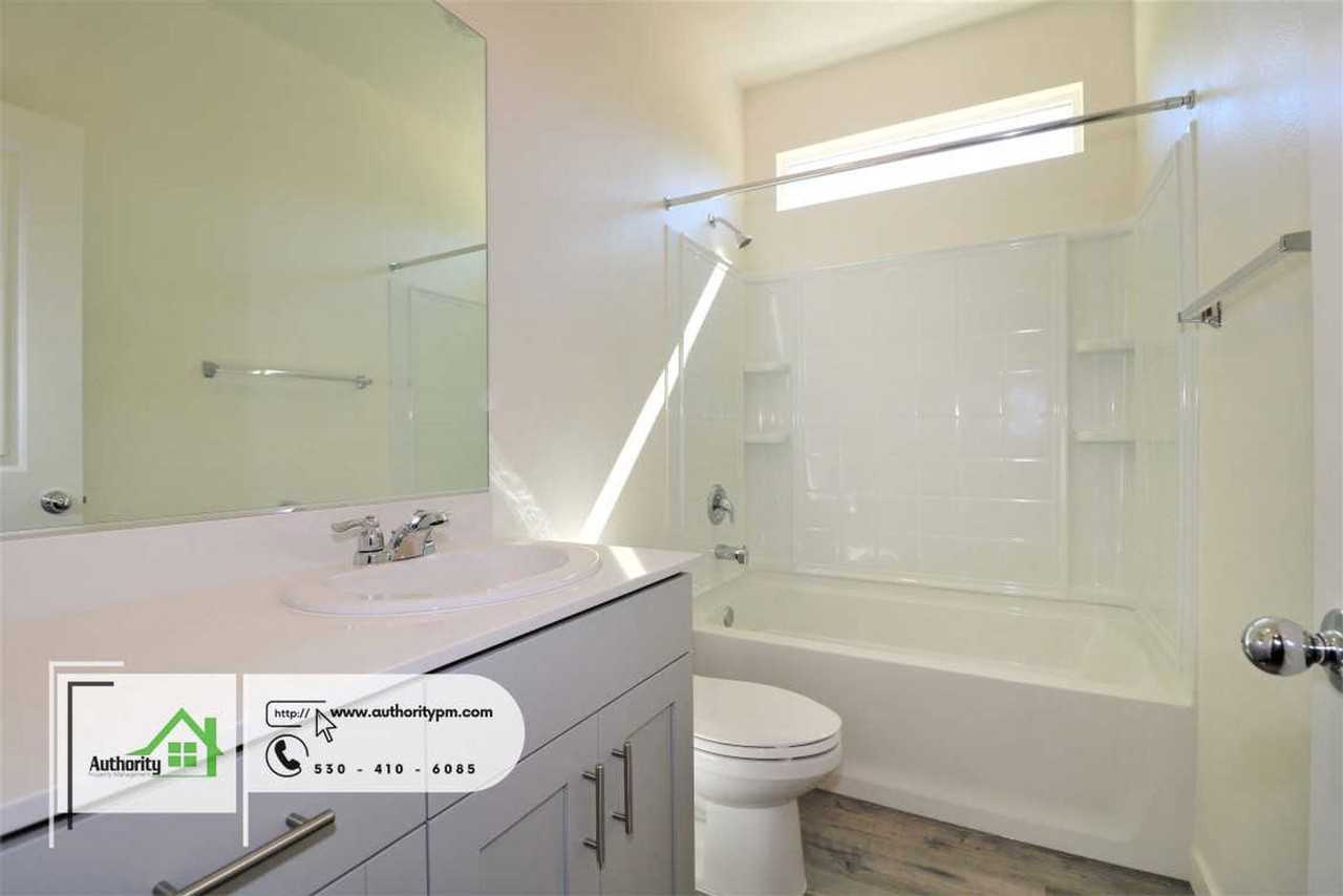 3643 Ginny Ct - Photo 7 of 19