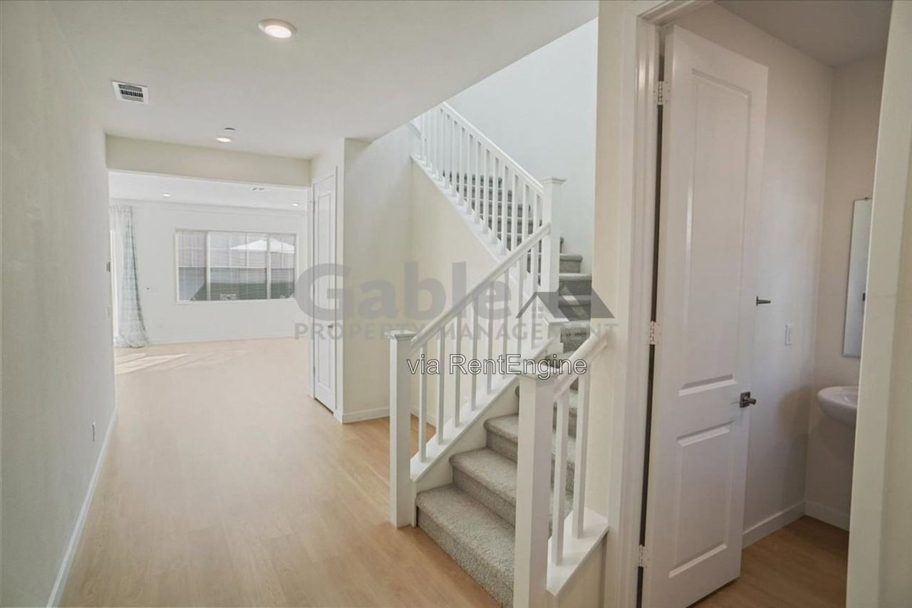 23744 Orange Blossom Dr - Photo 3 of 26