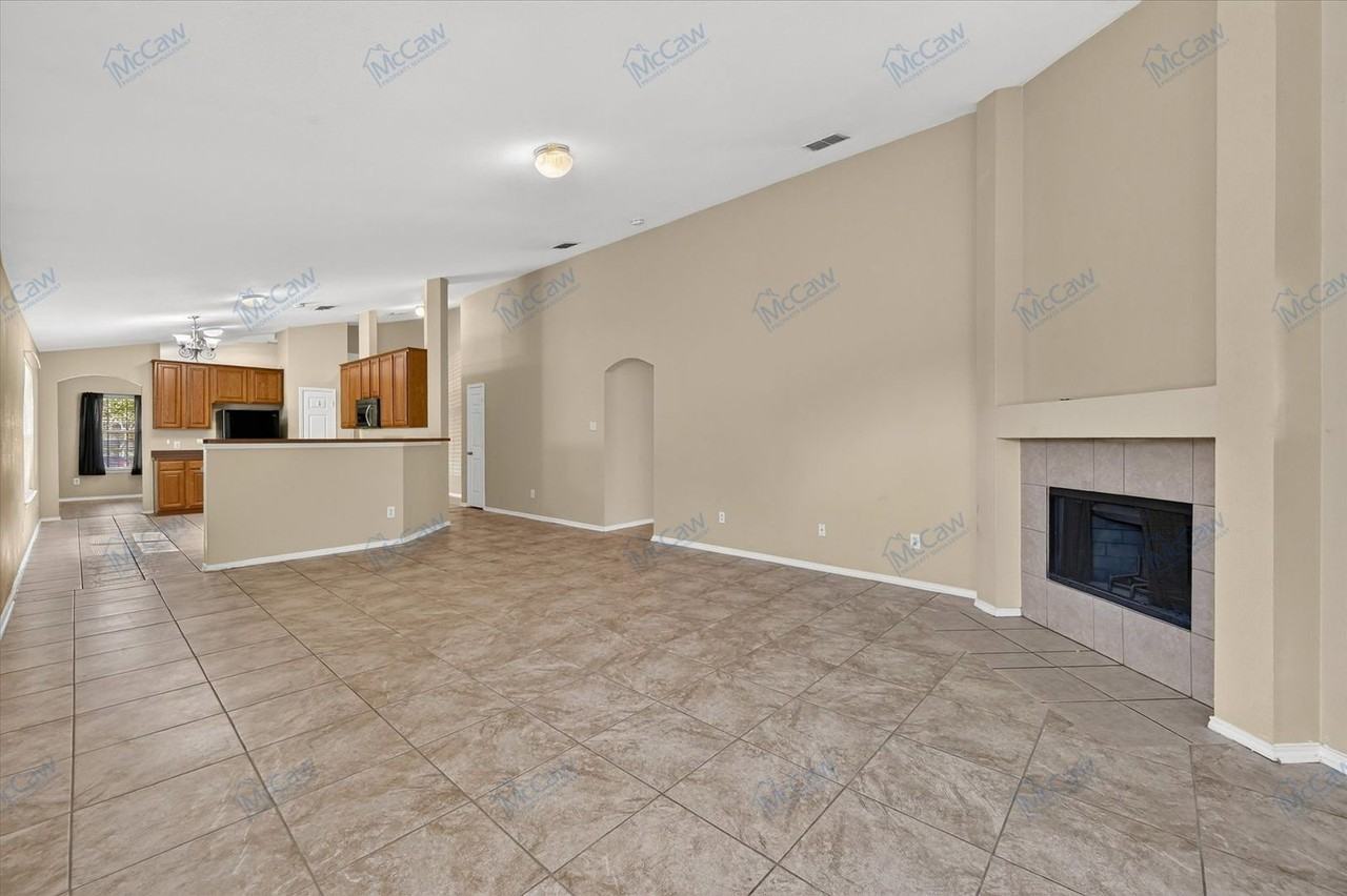 10104 Sourwood Dr - Photo 2 of 17