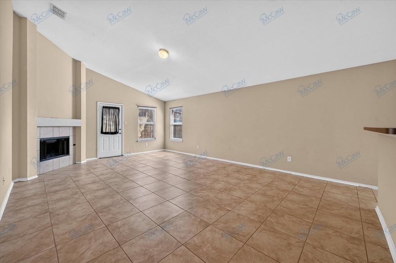 10104 Sourwood Dr - Photo 7 of 17