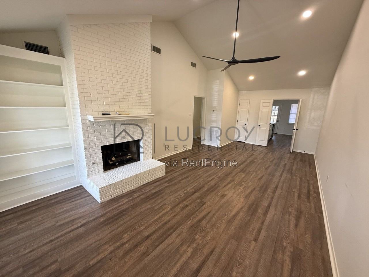 23 Meadowoods Pl - Photo 4 of 14