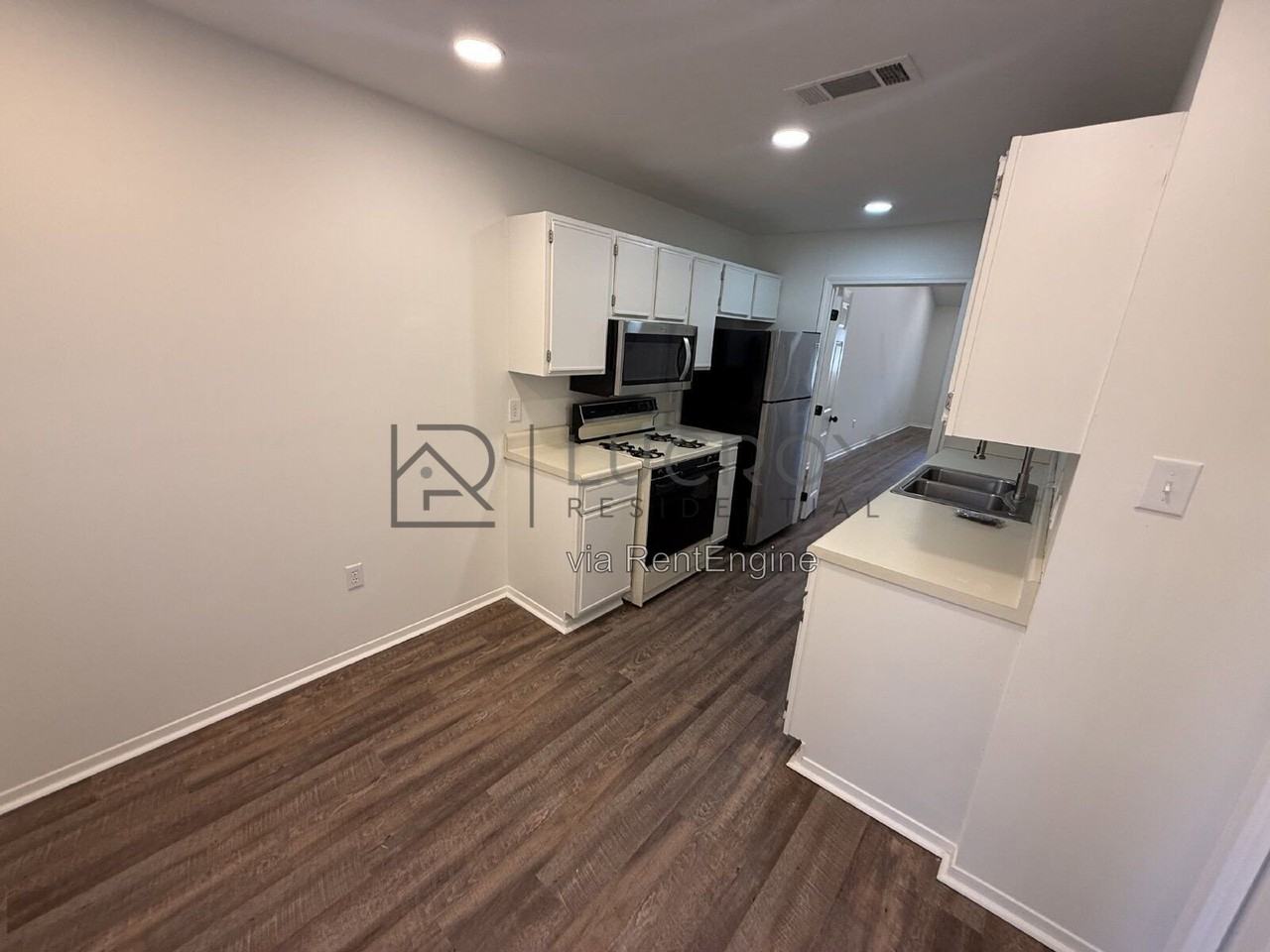 23 Meadowoods Pl - Photo 5 of 14