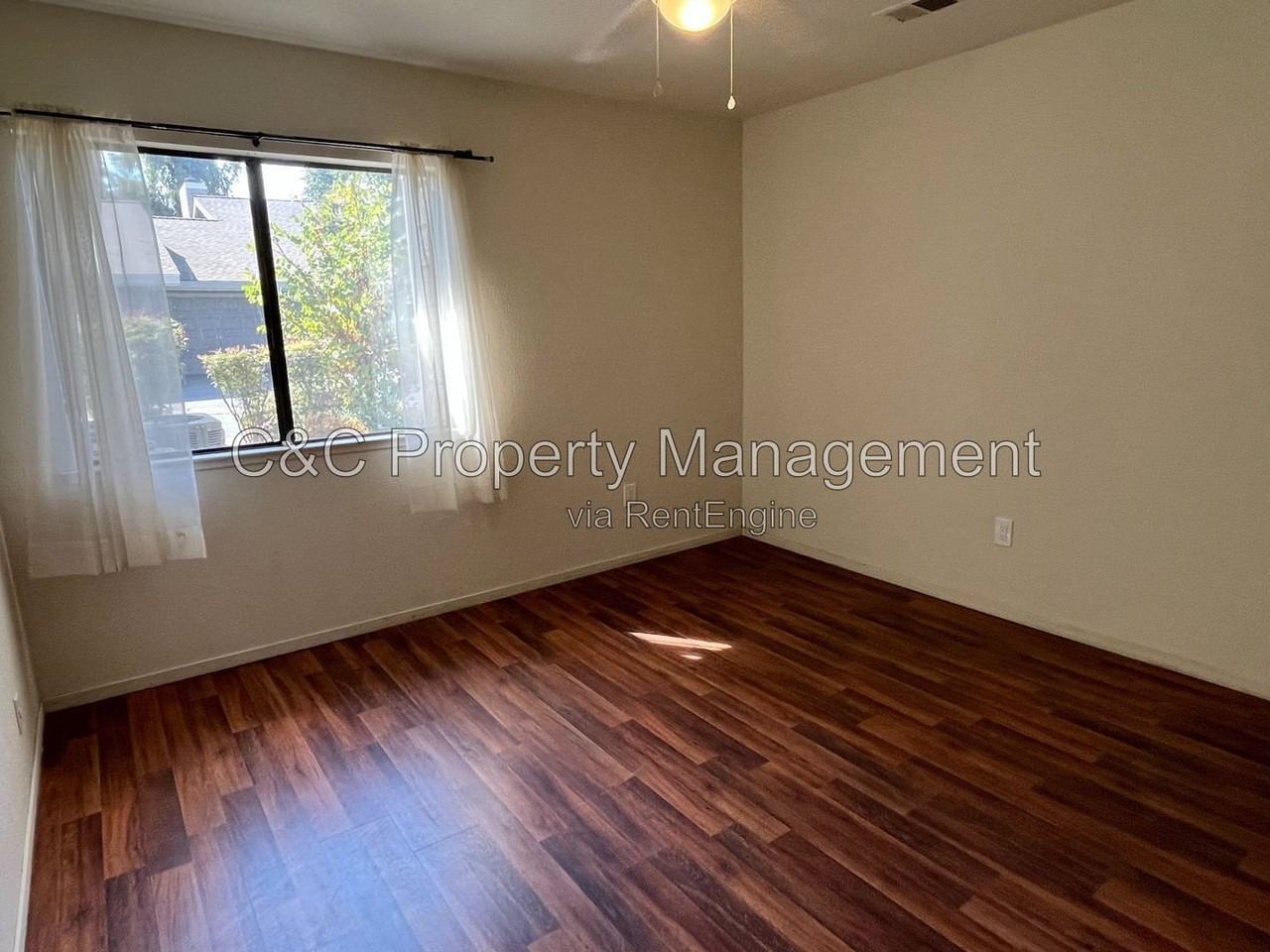 3350 M St #39 - Photo 3 of 18