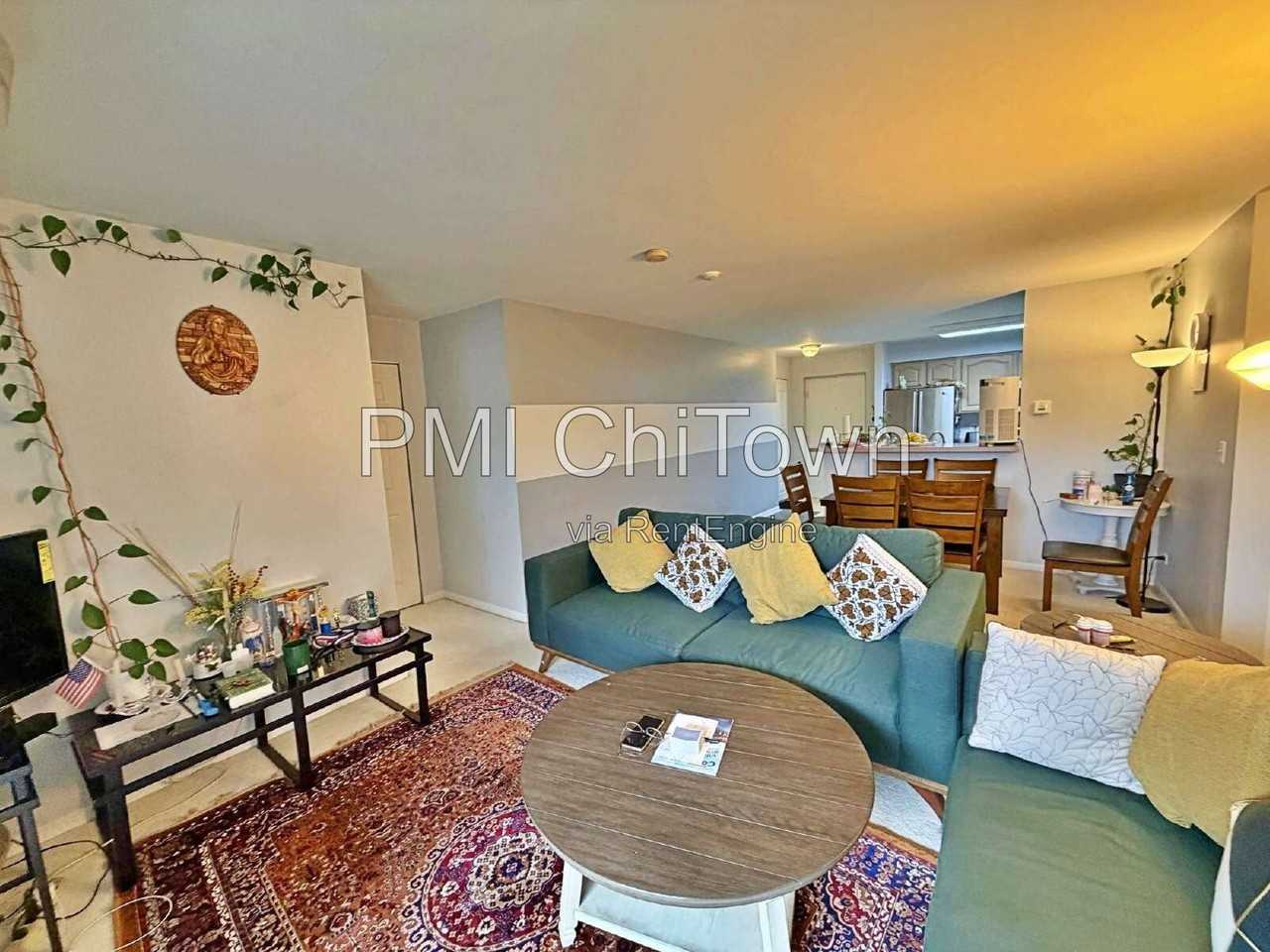 794 N Gary Ave #102 - Photo 3 of 14