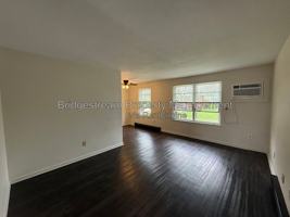 featured image of 1299 Sanlor Ave #4