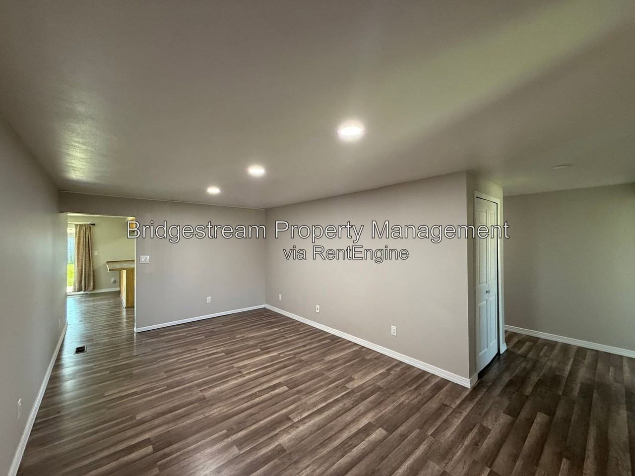 7218 Old Troy Pike - Photo 2 of 12