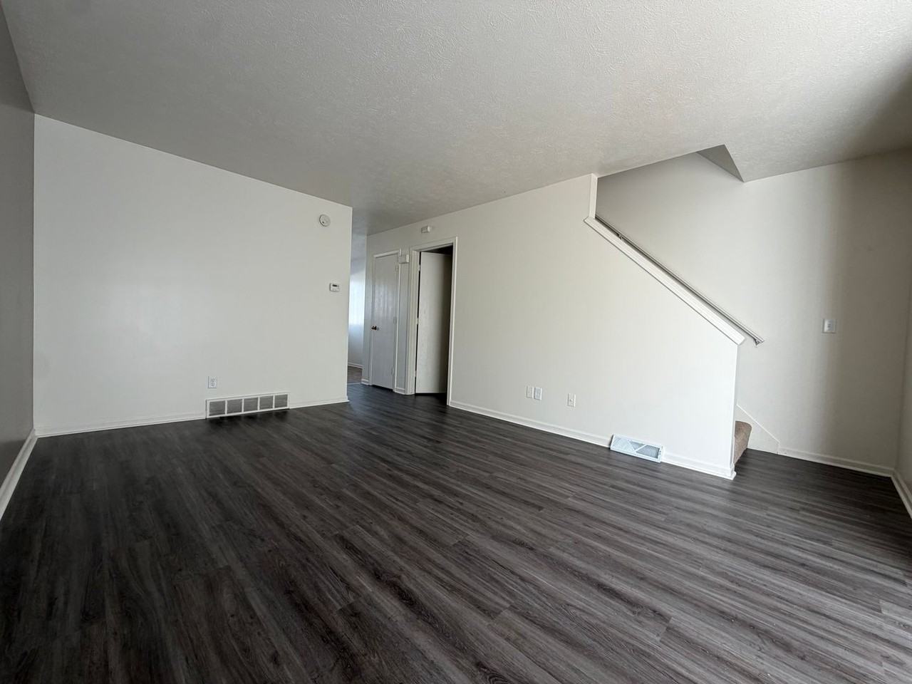 Carriage Ln Sw - Photo 6 of 34