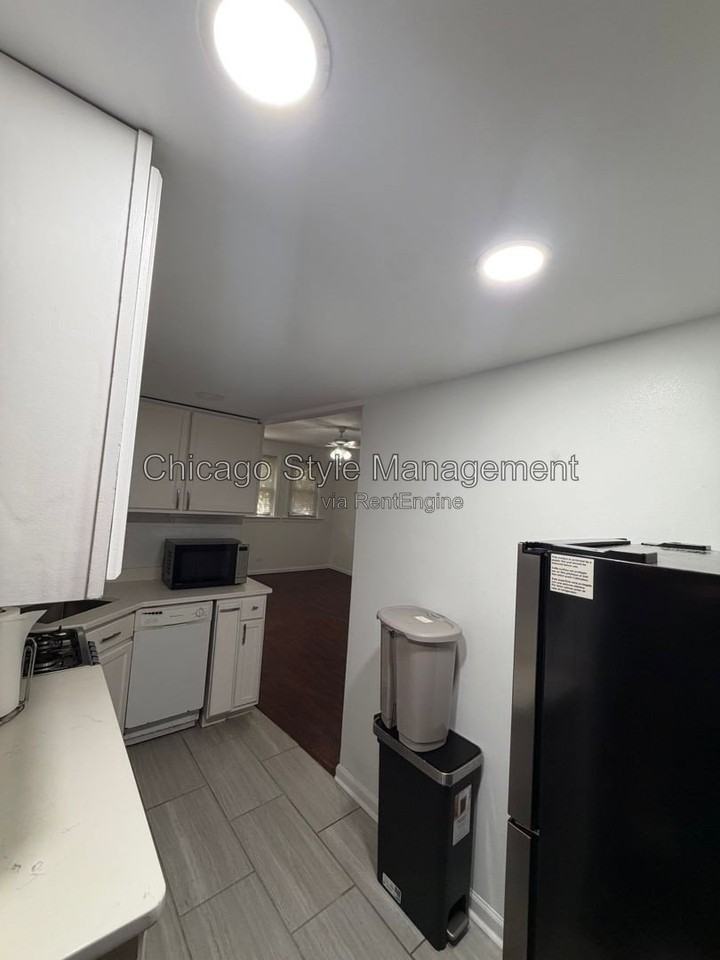 5143 S Kenwood Ave #SG1 - Photo 4 of 7