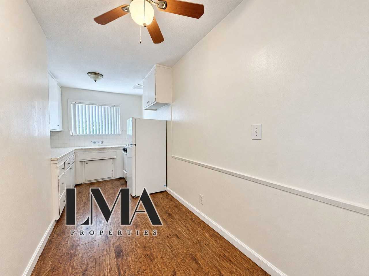 3930 Hillcrest Dr #2A - Photo 4 of 6