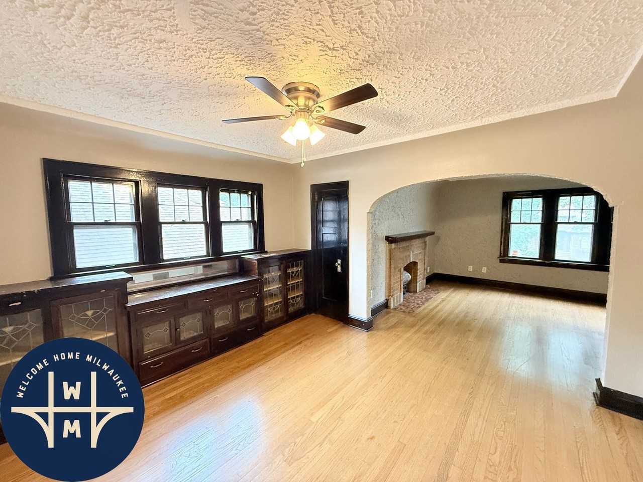 3414 N 45th St - Photo 4 of 12