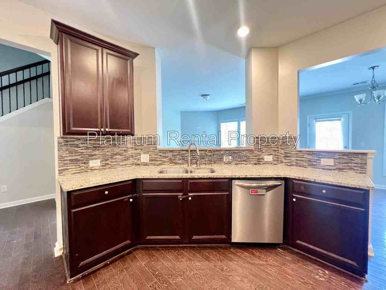7170 Post Park Way - Photo 6 of 26